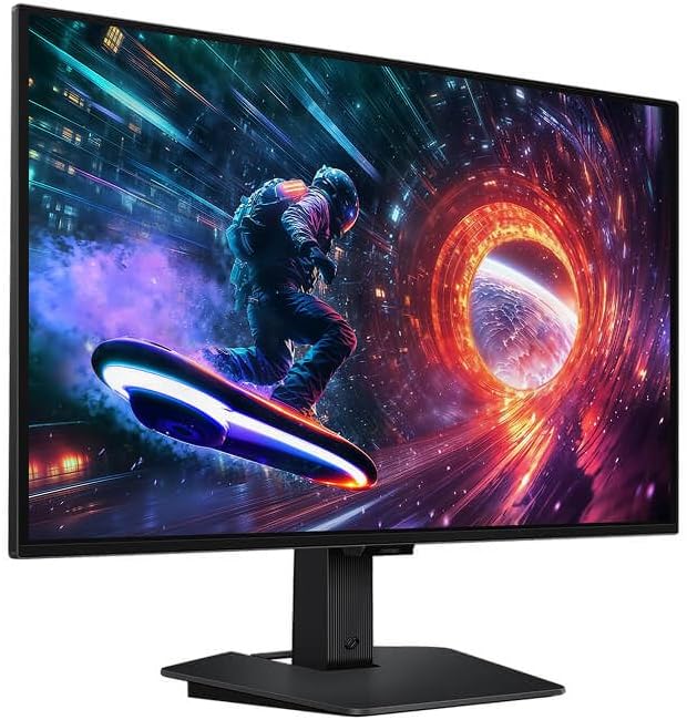 Evidencia como o monitor fica no ambiente real, apoiando a leitura sobre ergonomia visual e presença na bancada.