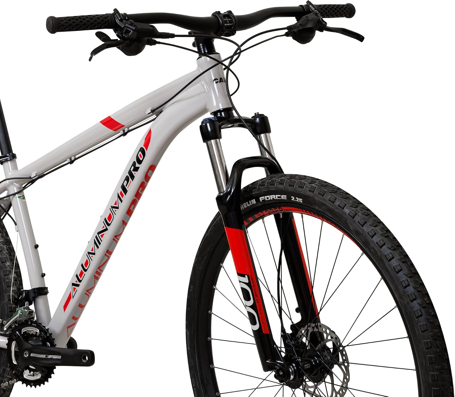 Ajuda a destacar o desenho do quadro e a ergonomia geral da bike, útil para avaliar postura e porte.