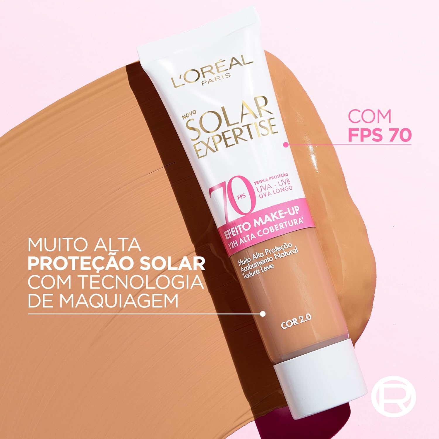 Dupla proposta do item: protetor solar + base com acabamento uniforme.