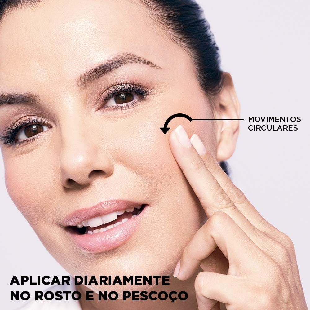 Contextualiza o uso à noite e reforça a promessa de pele hidratada e mais preenchida.