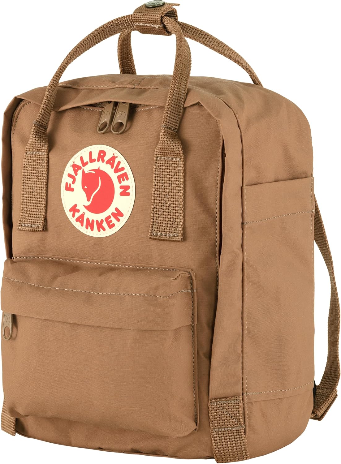 Ajuda a destacar a construção da mochila e como ela se comporta em volume e formato.