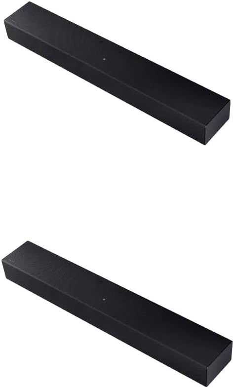 Apresenta o design geral, acabamento e proporção do produto, ajudando o leitor a entender como a soundbar fica em um ambiente de TV.
