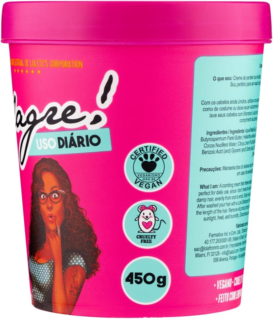 Destaca a promessa de uso real no cabelo, ajudando a conectar o produto ao efeito esperado de maciez, controle e finalização.
