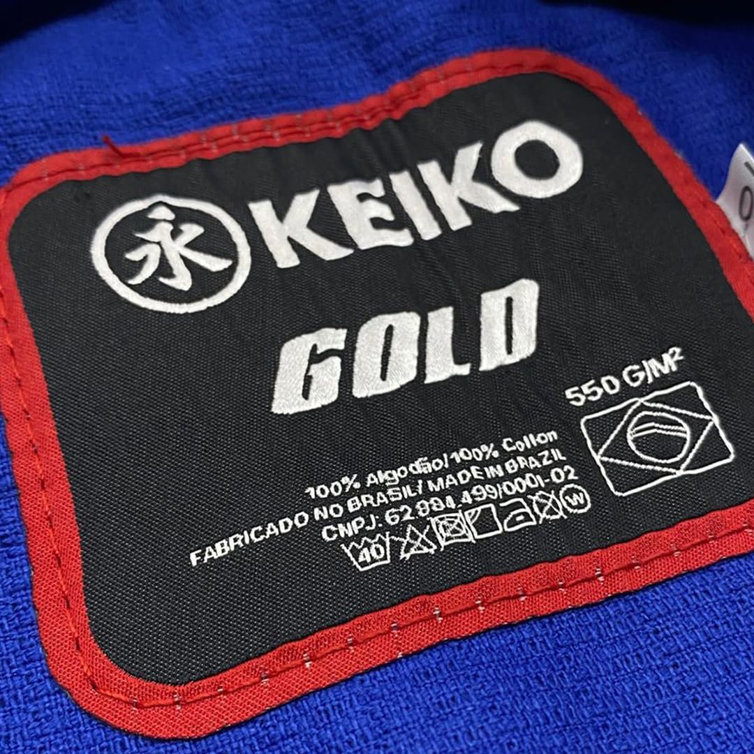 Ajuda a avaliar ajuste, mobilidade e como o kimono fica no praticante durante treino ou competição.