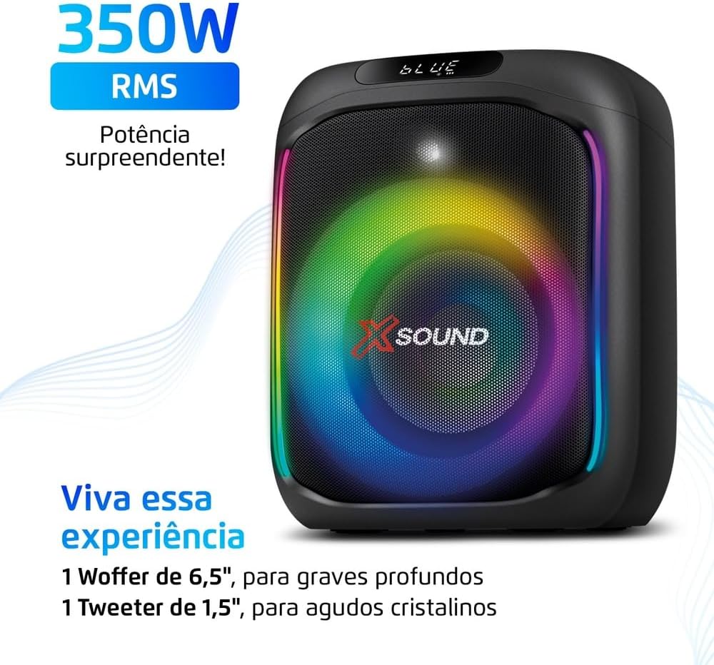 Destaca o conjunto acústico frontal e a identidade visual de luzes multicores.