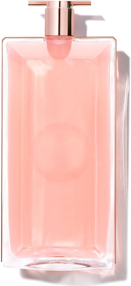 Apresenta a identidade visual do perfume, o frasco fino e o posicionamento premium da linha.