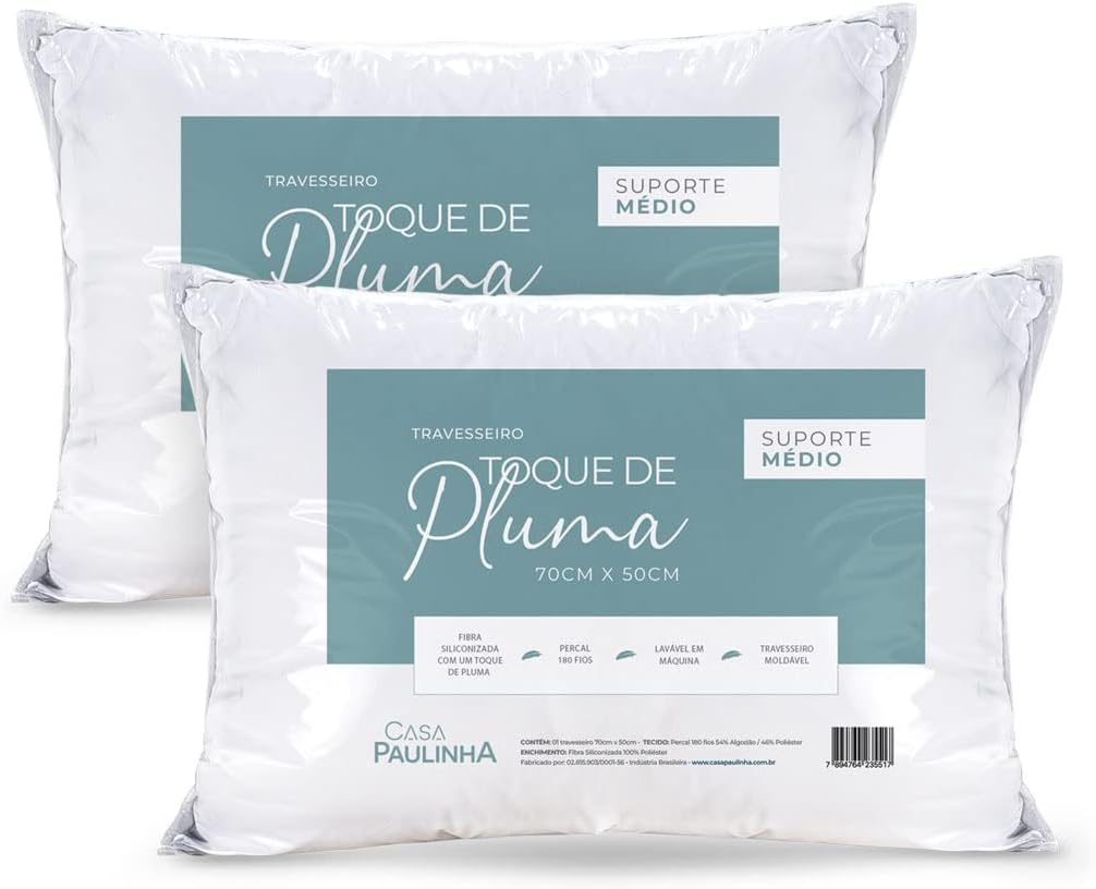 Mostra a apresentação geral do kit, o volume do enchimento e a proposta de conforto do produto.