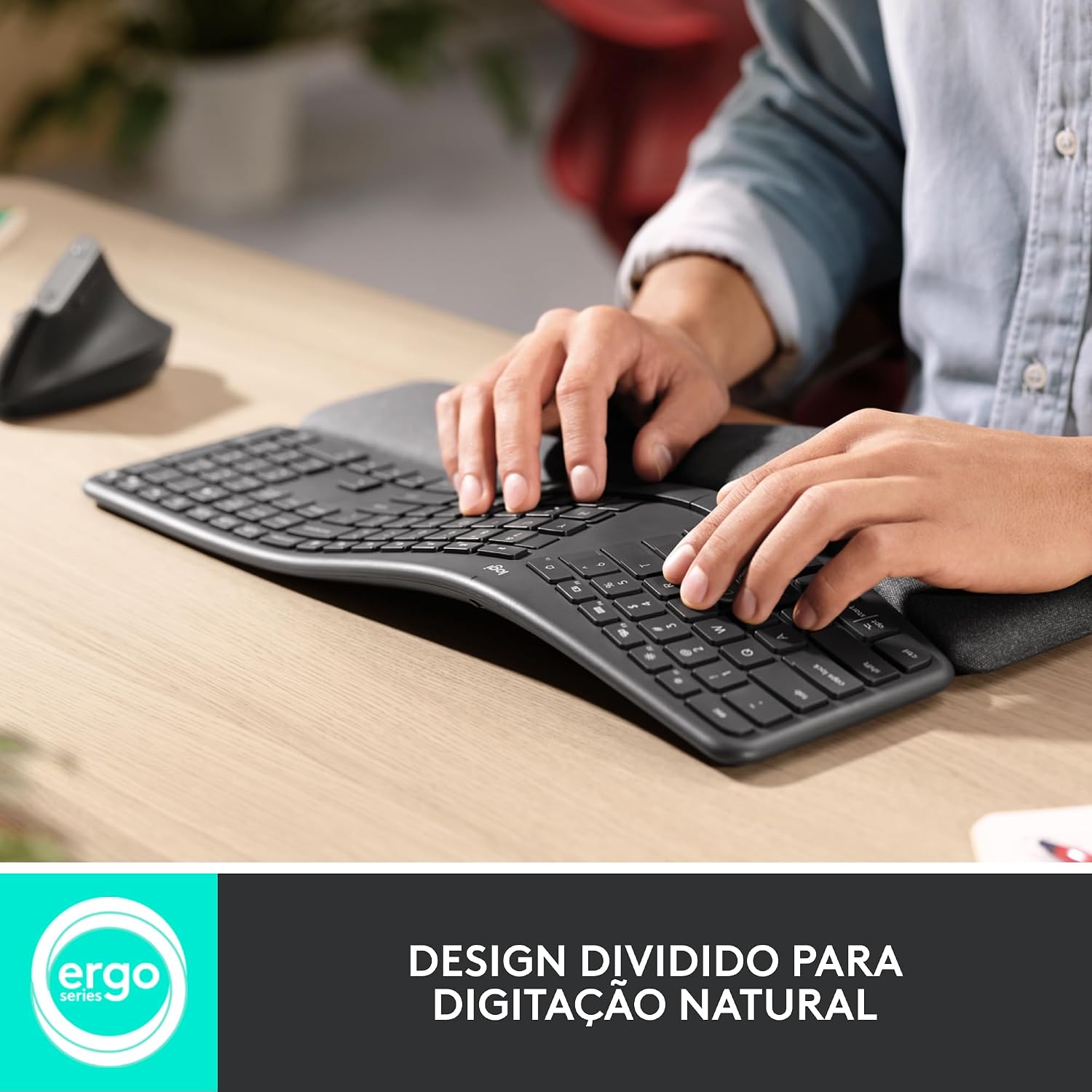 Destaca acabamento, disposição das teclas e sensação de uso mais natural.