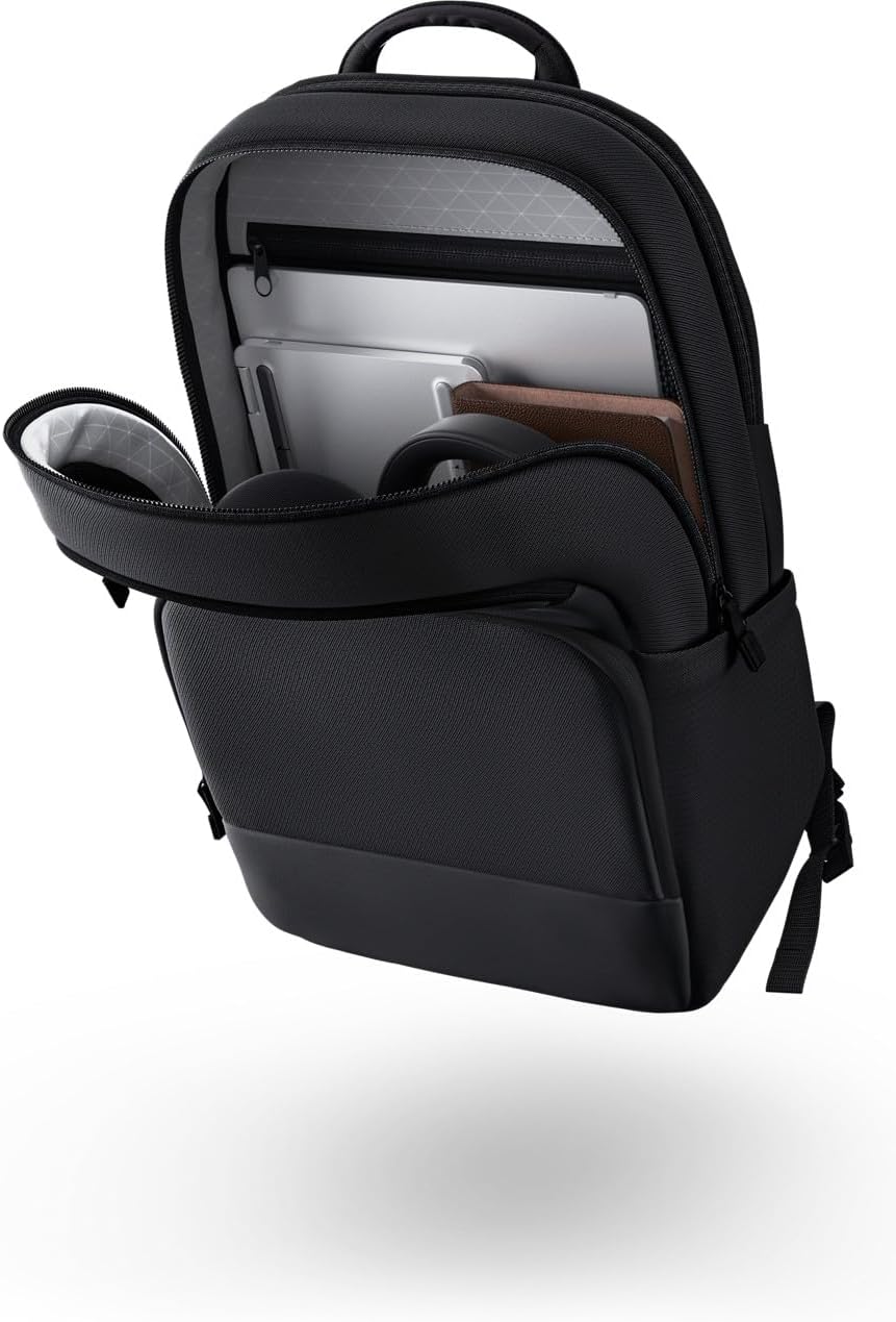 Mostra como a mochila se comporta em contexto real e ajuda a vender a ideia de praticidade e mobilidade.